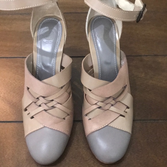 H by HUDSON London England High End Leather Heels - Picture 3 of 8